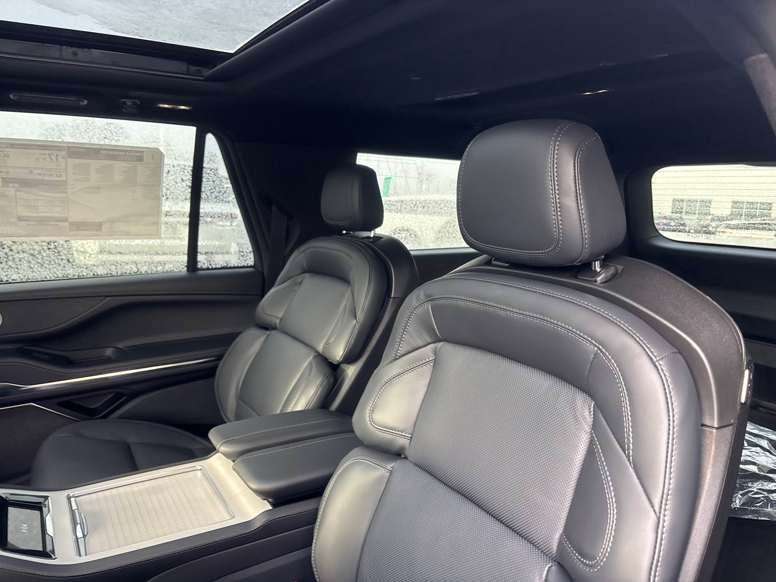 New 2026 Lincoln Navigator L Reserve w/ Jet Appearance Package image 27