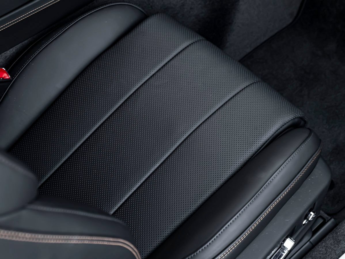 Certified 2024 Bentley Continental GT AWD/4WD image 32