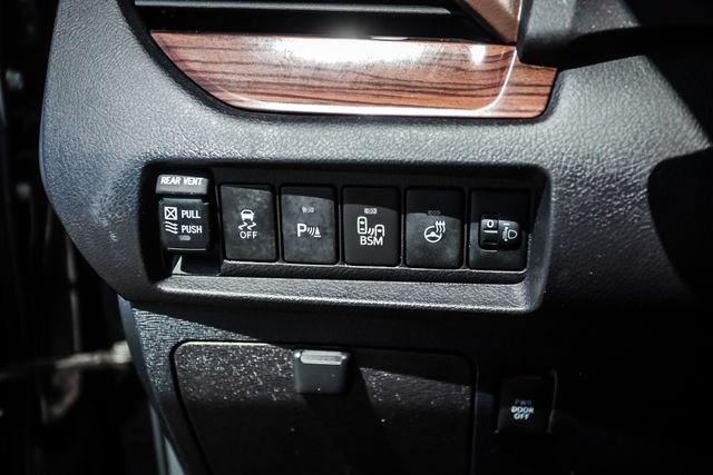Used 2016 Toyota Sienna Limited Premium AWD/4WD image 30