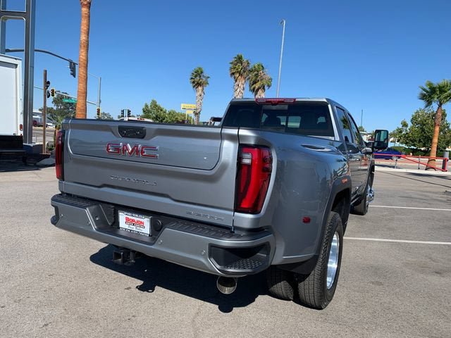 New 2026 GMC Sierra 3500 Denali w/ Denali Reserve Package AWD/4WD image 7