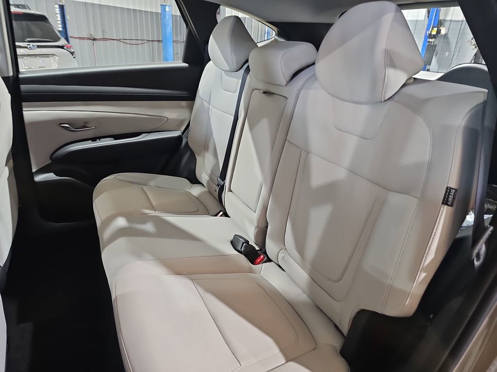 New 2026 Hyundai Tucson Blue SE image 12