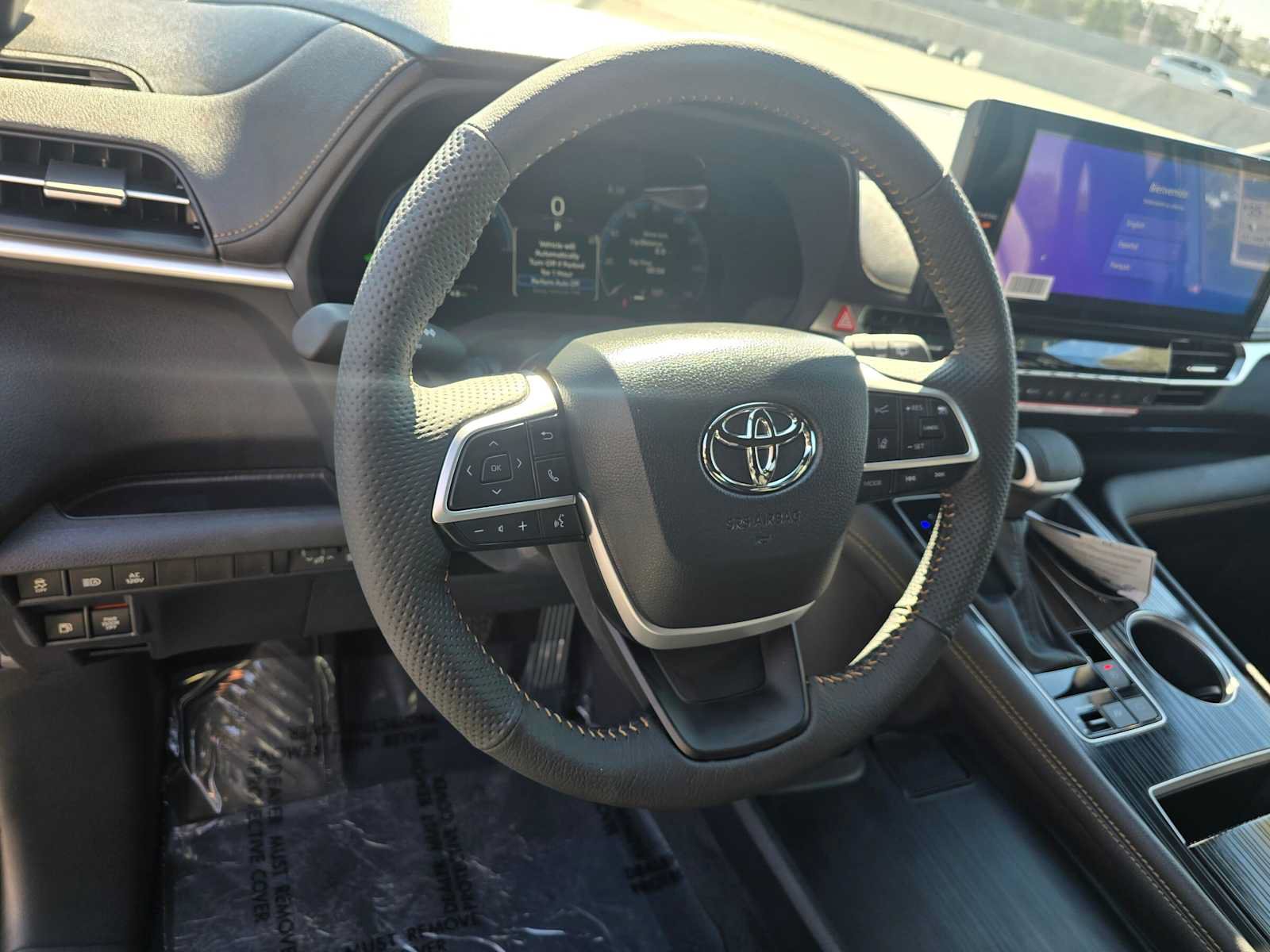 New 2026 Toyota Sienna XLE Woodland Edition AWD/4WD image 24