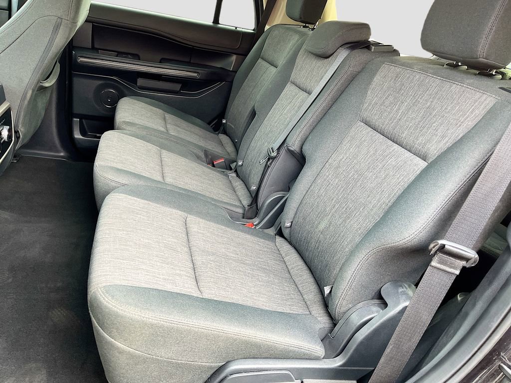 Used 2024 Ford Expedition XLT image 23