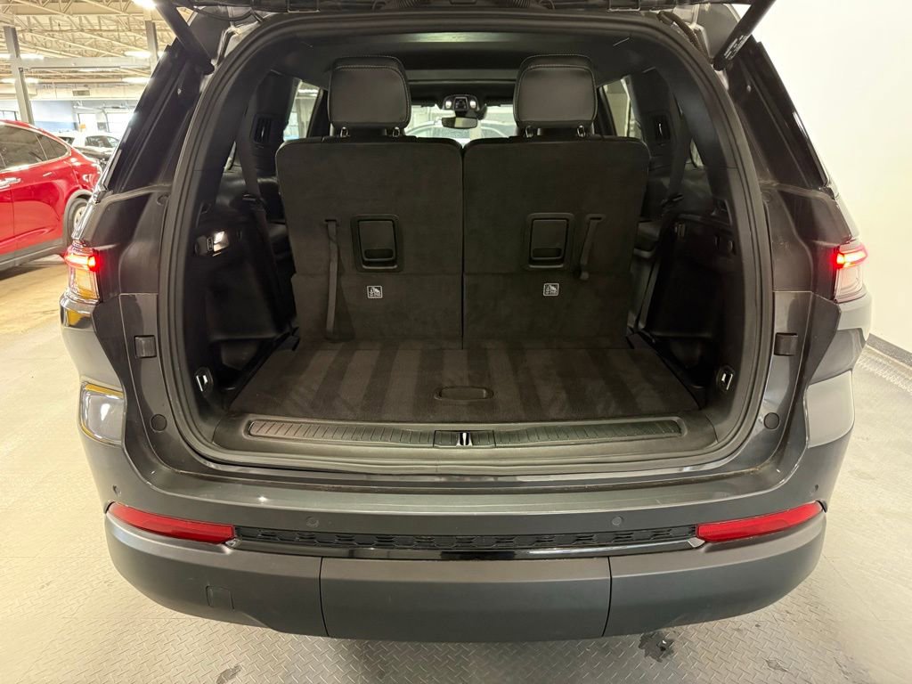 Used 2021 Jeep Grand Cherokee L Laredo AWD/4WD image 21