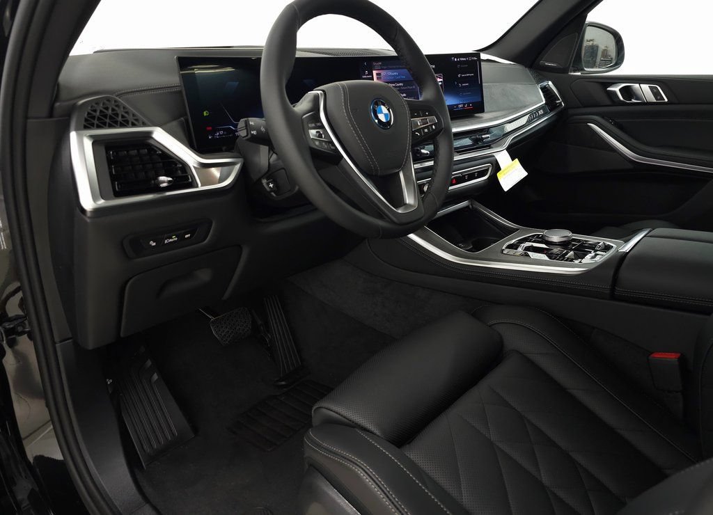 Used 2026 BMW X5 xDrive50e w/ Premium Package AWD/4WD image 13
