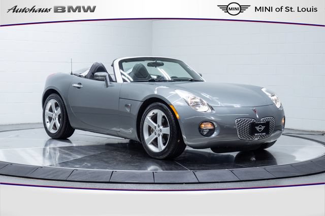 Used 2006 Pontiac Solstice Convertible w/ Premium Package RWD image 1