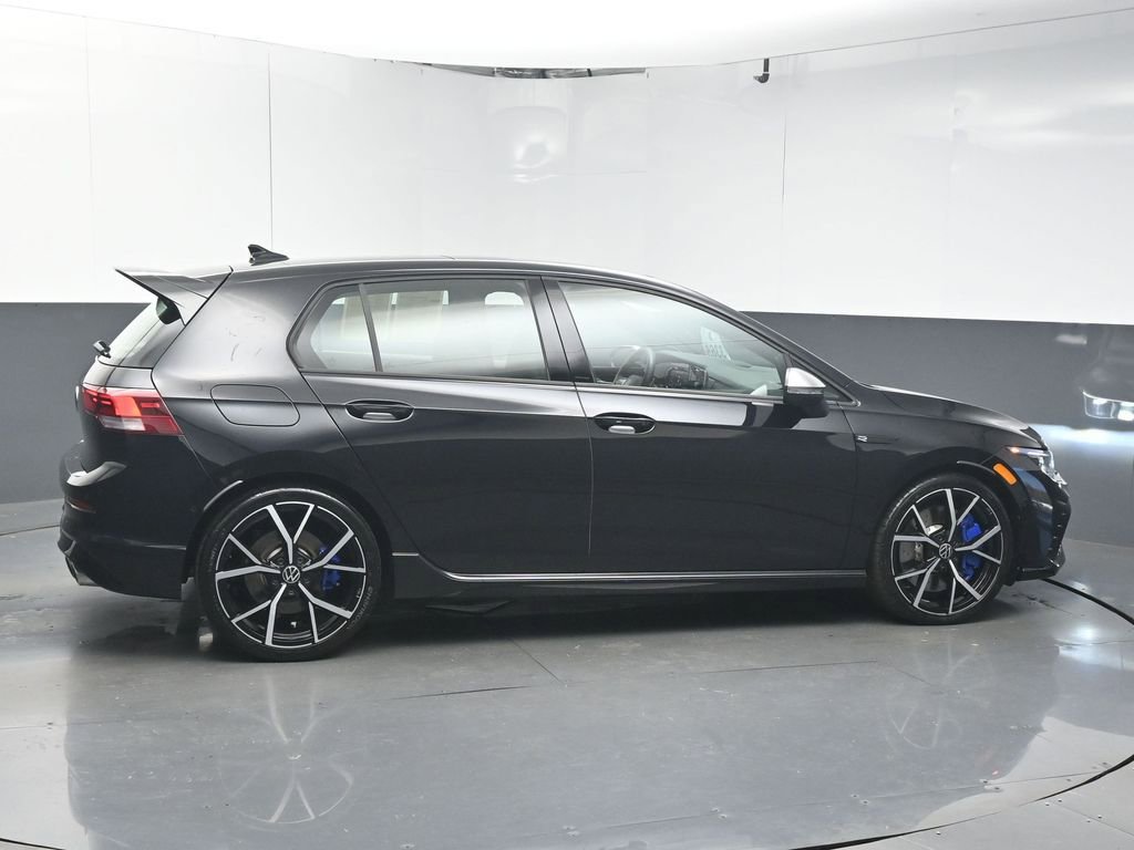 Used 2024 Volkswagen Golf R image 8