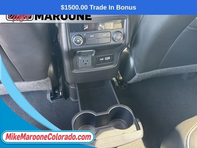 Used 2021 GMC Acadia SLT image 16