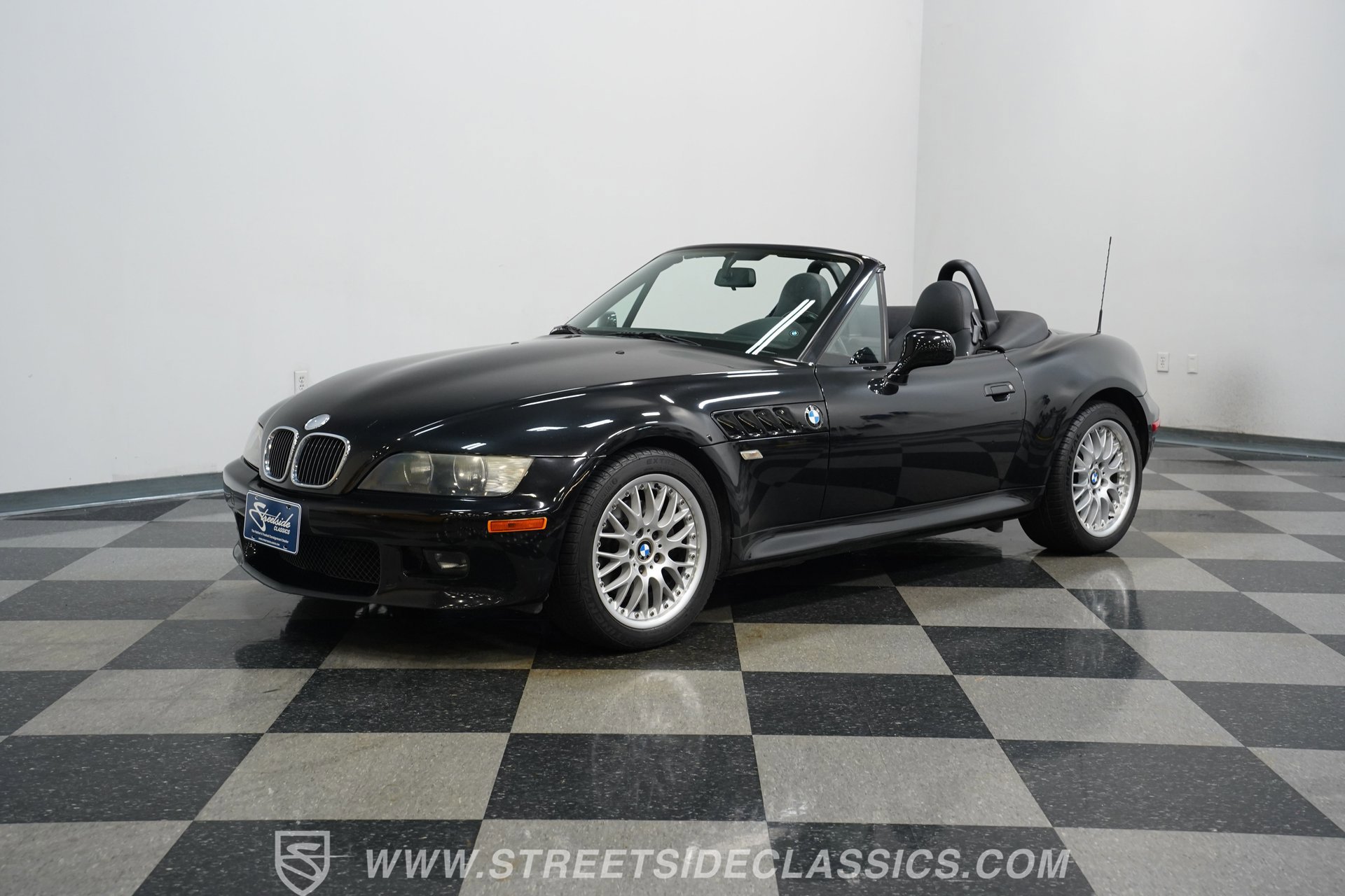 Used 2002 BMW Z3 3.0i image 6