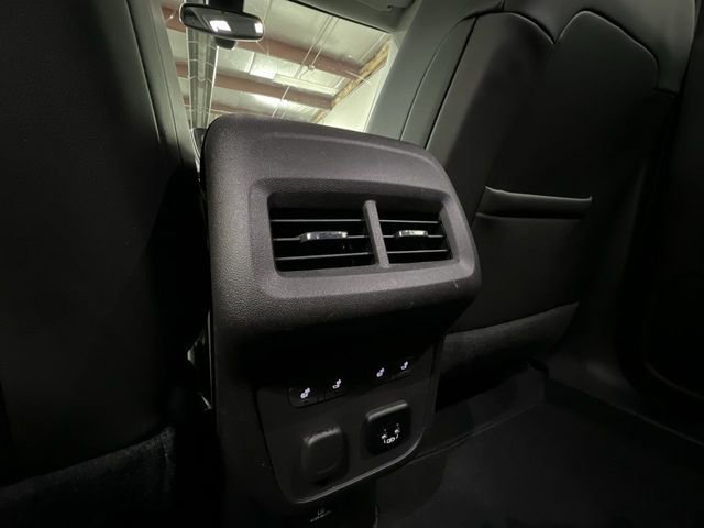 Used 2018 Chevrolet Equinox Premier image 20