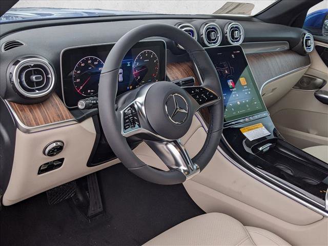 Used 2026 Mercedes-Benz GLC 300 4MATIC image 3