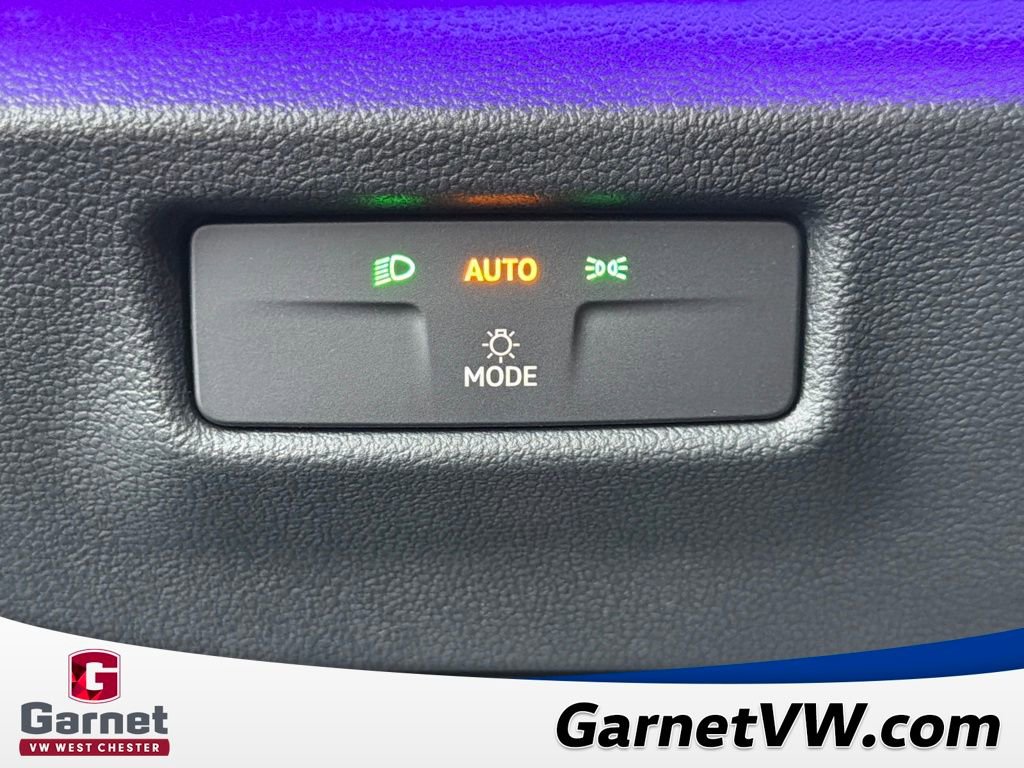 New 2026 Volkswagen Tiguan SE R-Line image 29