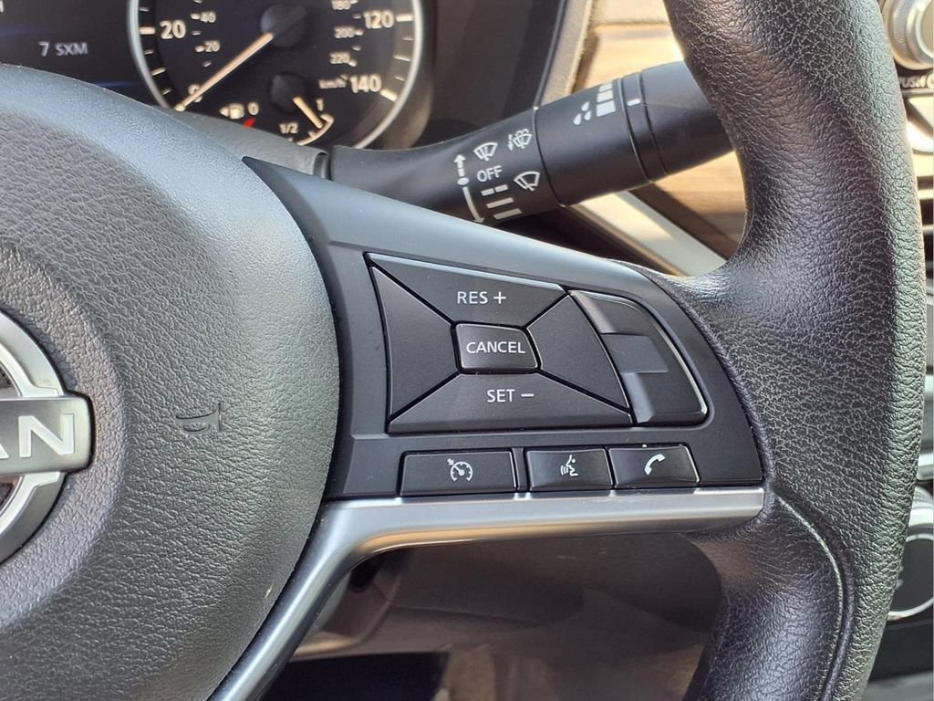 Used 2025 Nissan Altima 2.5 SV FWD image 17