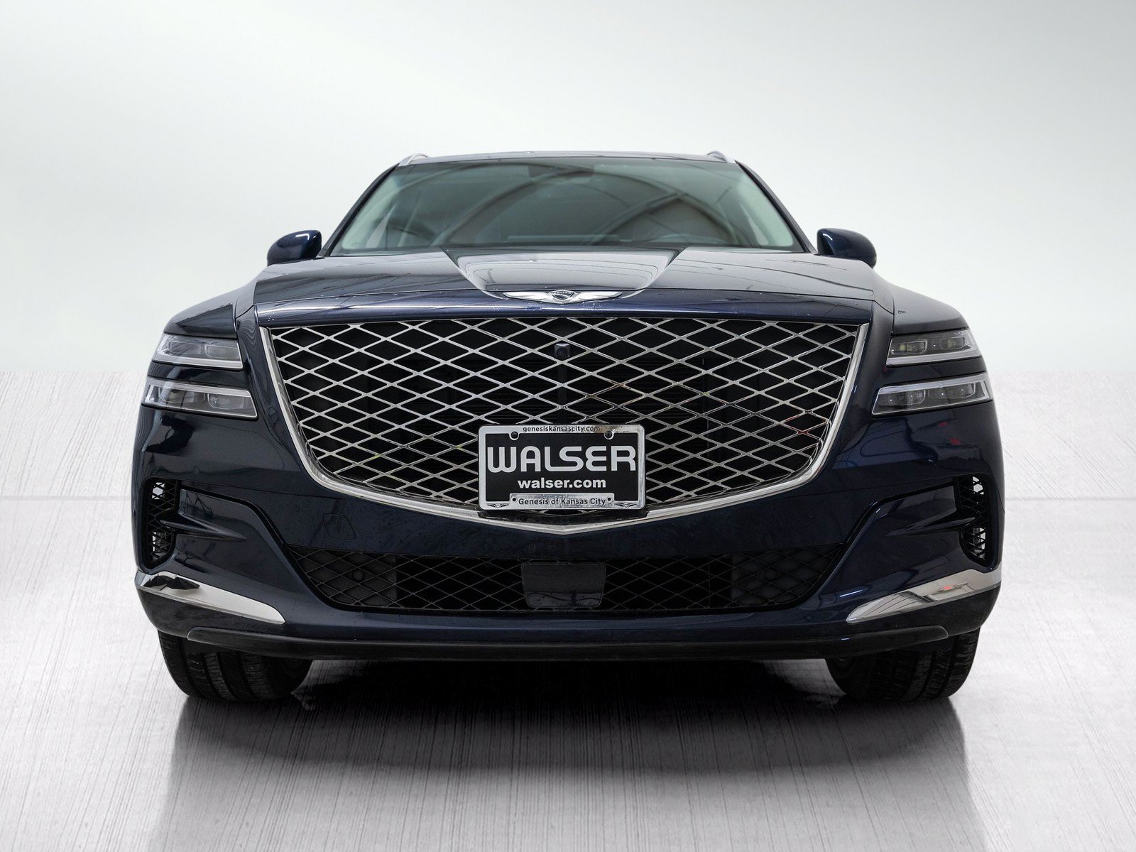 Used 2023 Genesis GV80 3.5T w/ Prestige Package AWD/4WD image 2