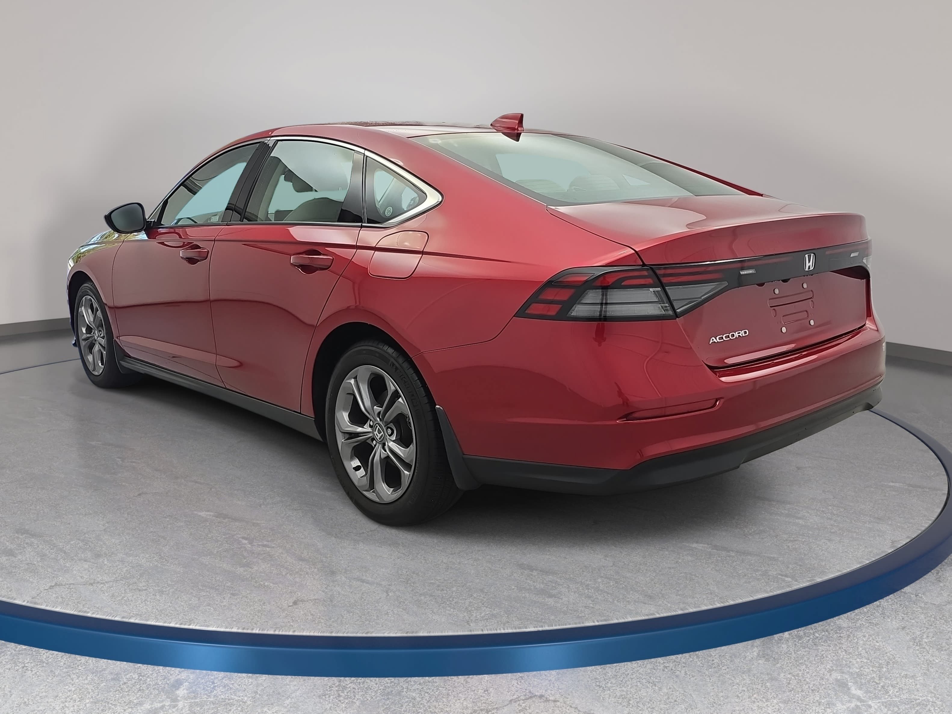 Used 2024 Honda Accord EX image 7