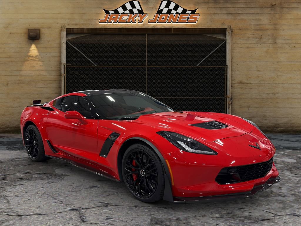 Used 2015 Chevrolet Corvette Z06 w/ 3LZ Preferred Equipment Group image 12