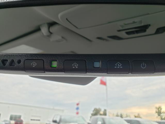 New 2026 Toyota Sienna XLE AWD/4WD image 18