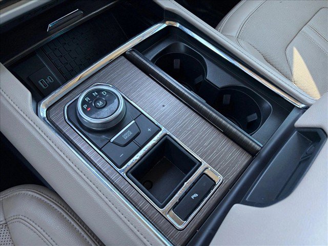 Used 2023 Ford Expedition Max Limited RWD image 12