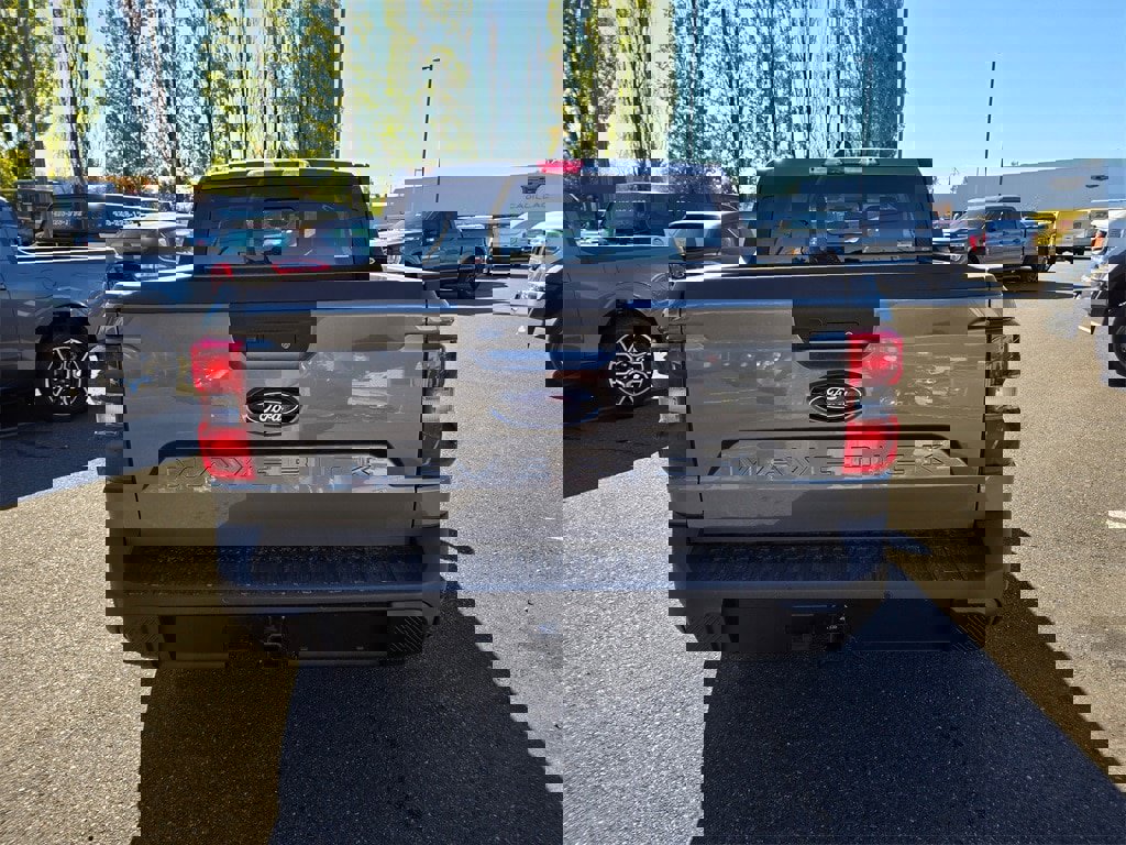 New 2025 Ford Maverick Lariat image 6
