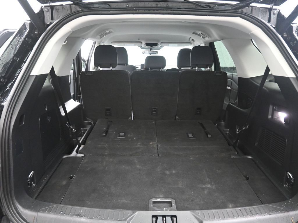 Used 2025 Ford Explorer Active image 23