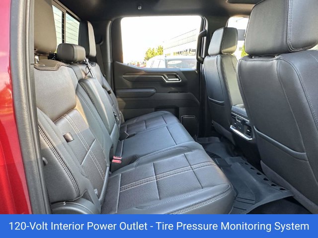 Certified 2025 Chevrolet Silverado 1500 High Country w/ Technology Package AWD/4WD image 22