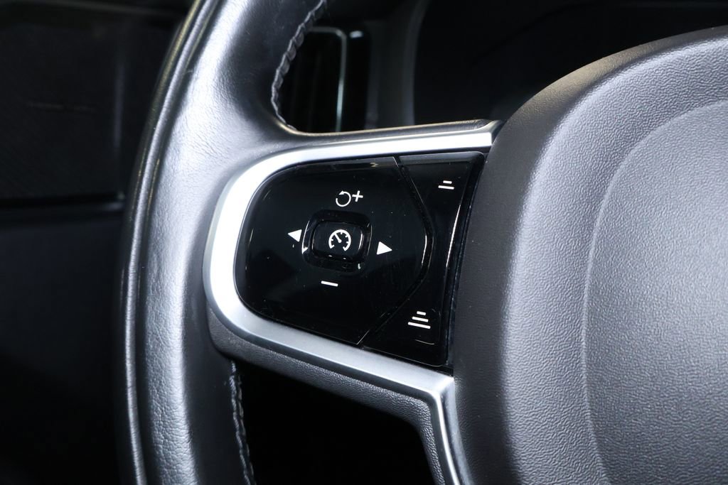 Used 2019 Volvo XC60 T8 Inscription w/ Advanced Package image 21