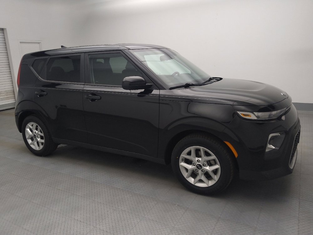 Used 2020 Kia Soul S image 11