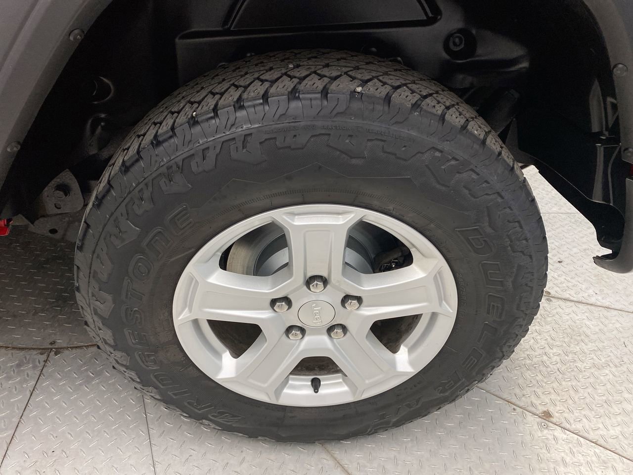 Used 2021 Jeep Wrangler Sport AWD/4WD image 10