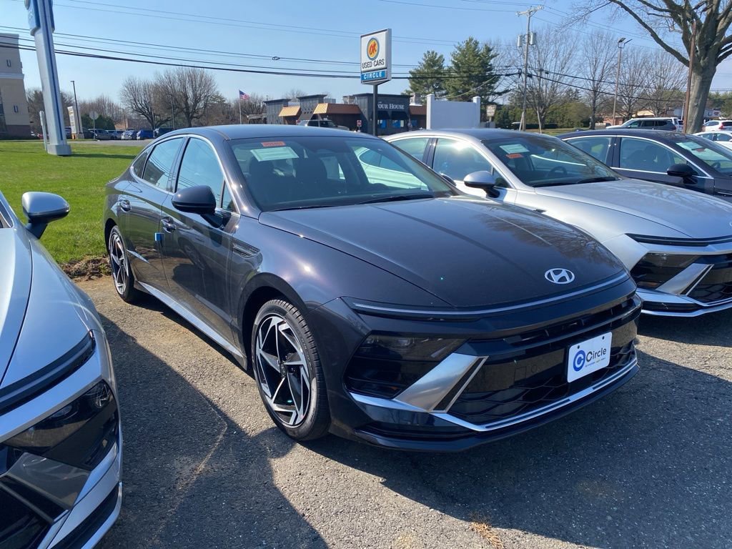 New 2026 Hyundai Sonata SEL AWD/4WD image 1
