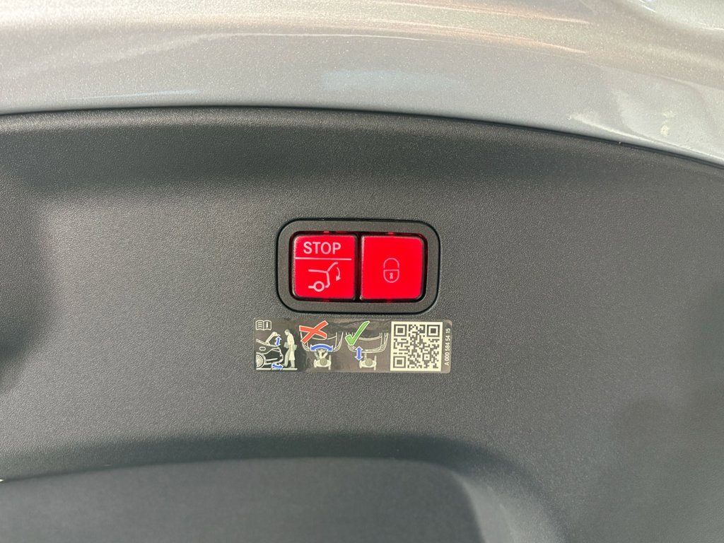 Used 2024 Mercedes-Benz AMG GT 63 S image 31