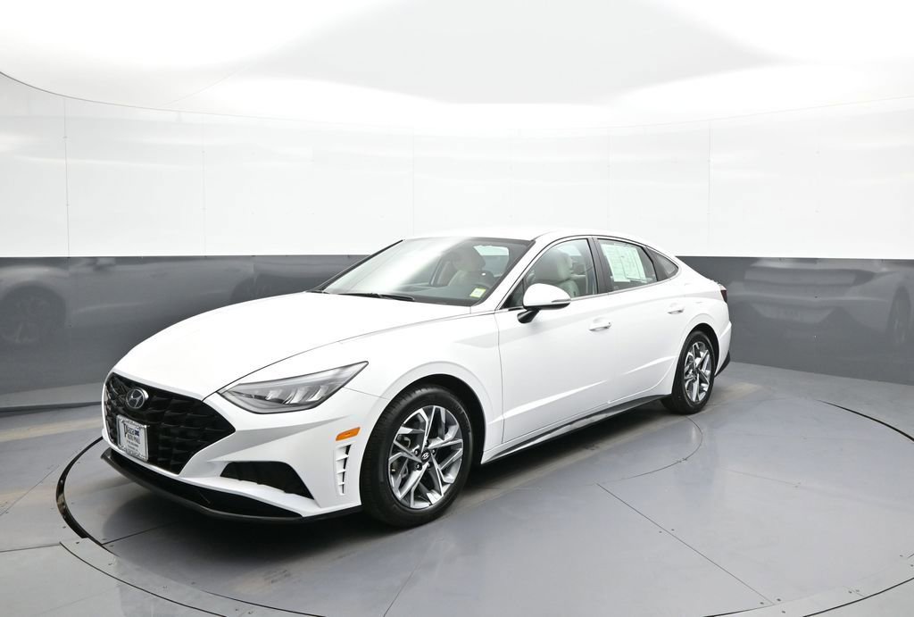 Certified 2023 Hyundai Sonata SEL FWD image 1