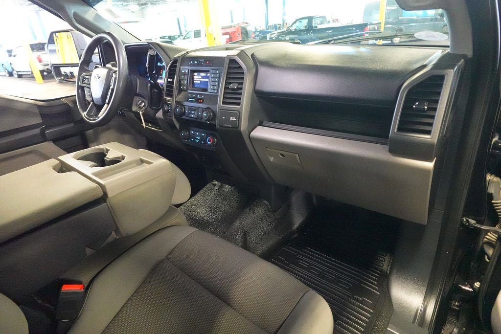 Used 2022 Ford F350 XL w/ Power Equipment Group AWD/4WD image 27