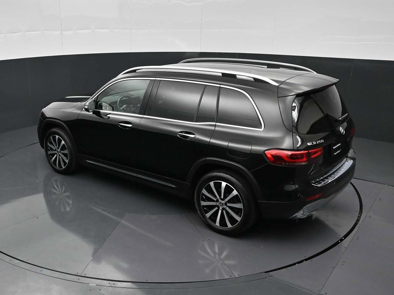 Used 2022 Mercedes-Benz GLB 250 image 29