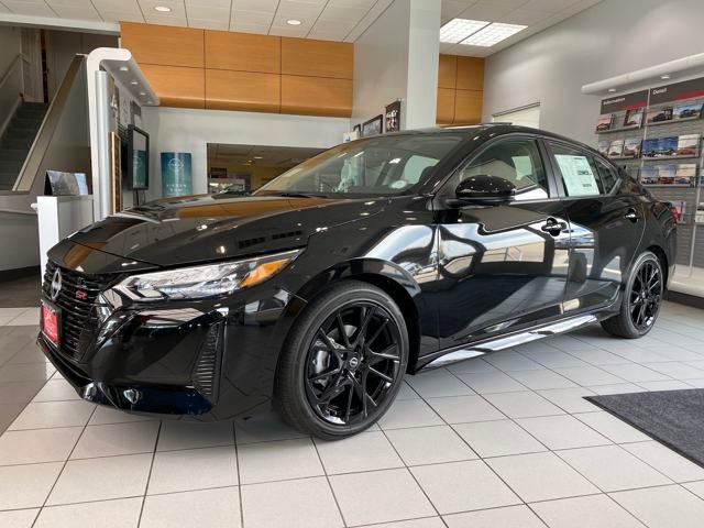 New 2025 Nissan Sentra SR w/ SR Premium Package