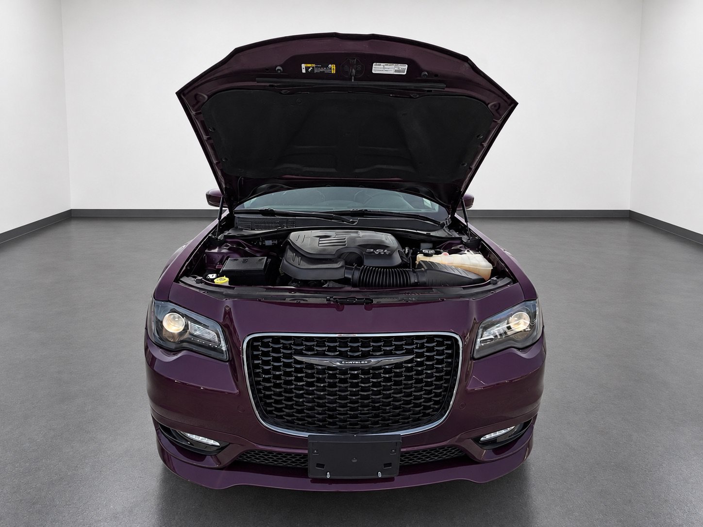 Used 2021 Chrysler 300 Touring L AWD/4WD image 14