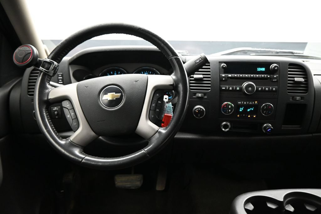 Used 2008 Chevrolet Silverado 1500 LT w/ Power Pack Plus AWD/4WD image 15