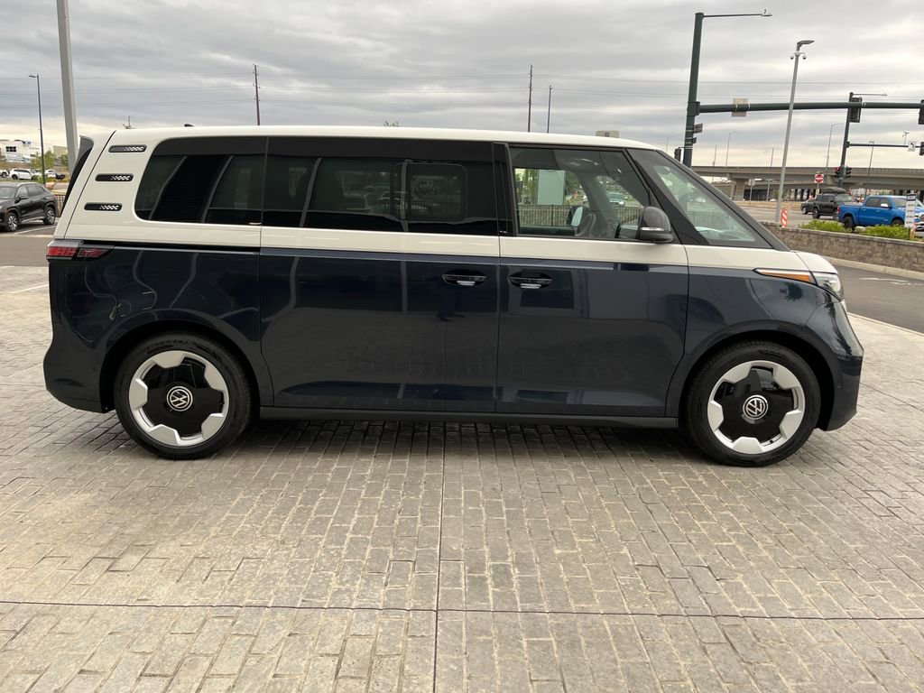 New 2025 Volkswagen ID. Buzz Pro S Plus AWD/4WD image 6