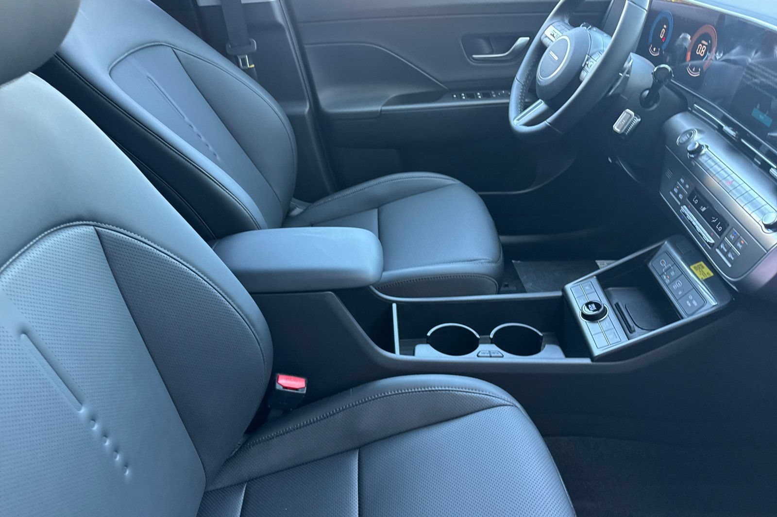 New 2026 Hyundai Kona SEL Premium FWD image 16
