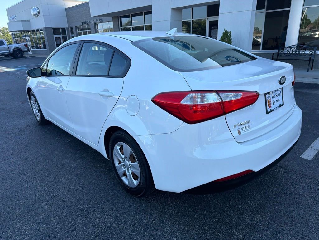 Used 2016 Kia Forte LX FWD image 3