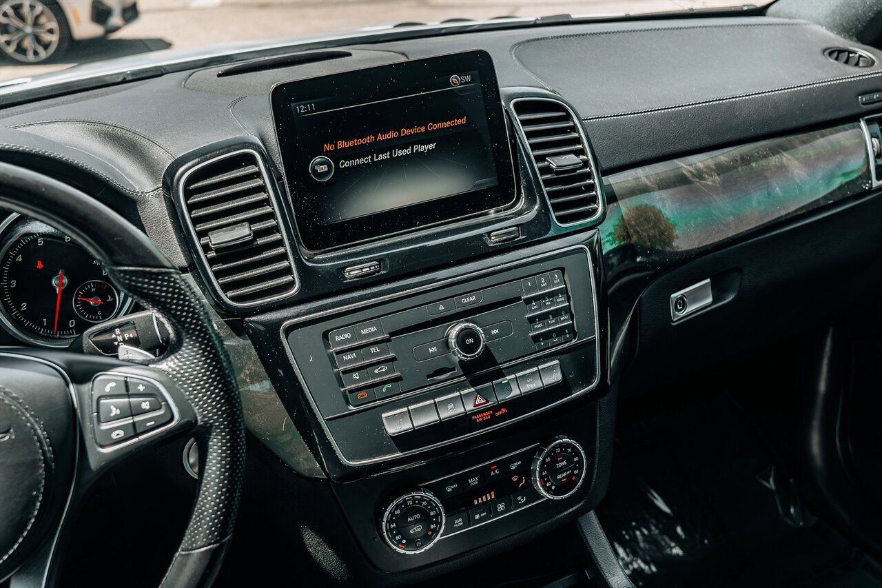 Used 2017 Mercedes-Benz GLS 450 4MATIC image 28