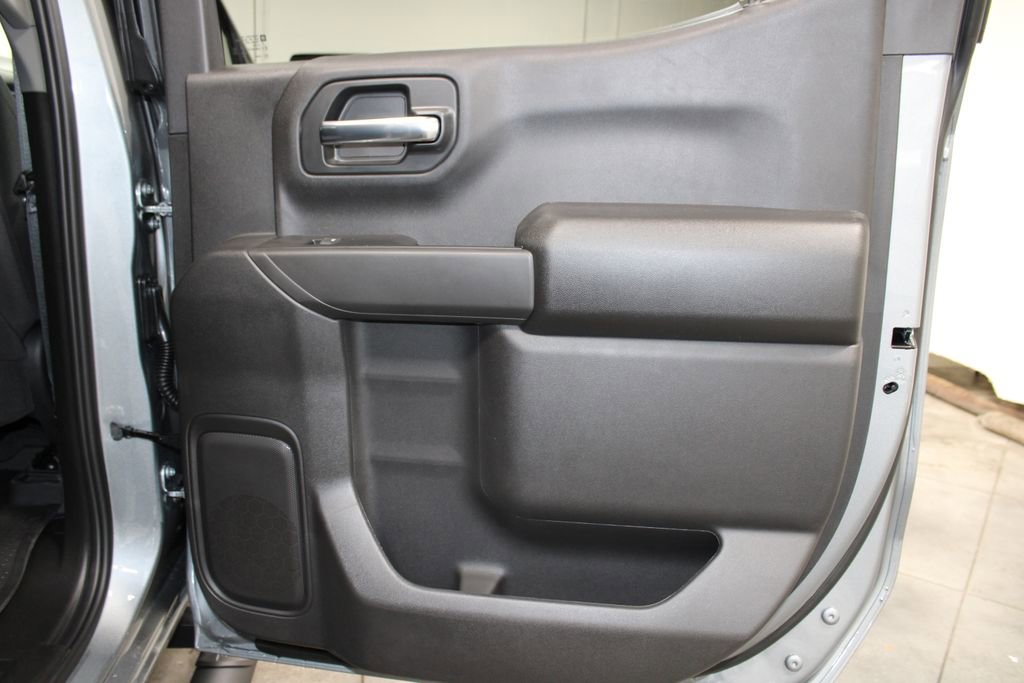 New 2026 Chevrolet Silverado 1500 Custom w/ Turbomax Blackout Package image 36