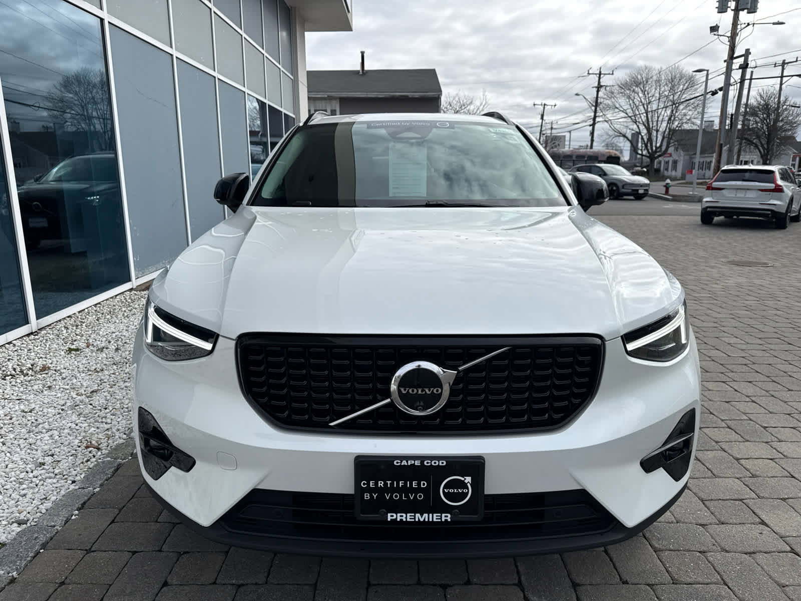 Used 2026 Volvo XC40 B5 Plus w/ Protection Package Premier image 33