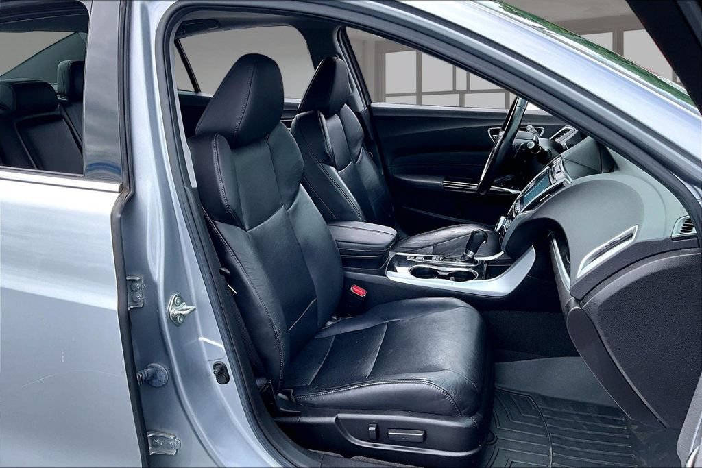Certified 2020 Acura TLX w/ Technology Package FWD image 7