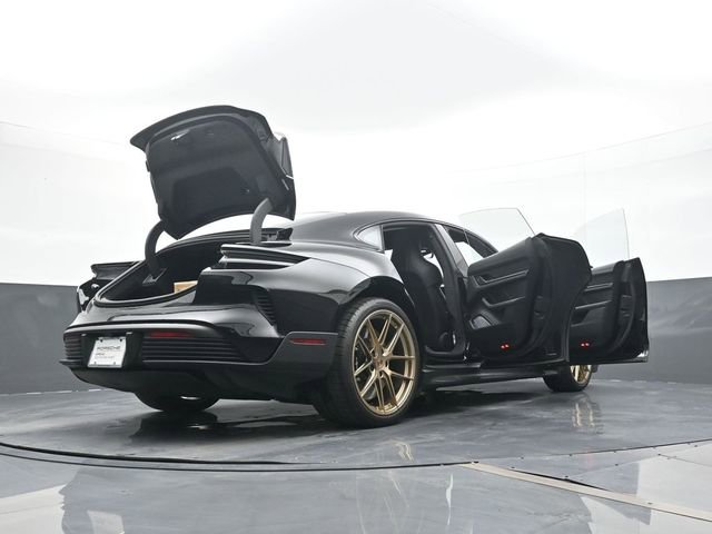 Certified 2025 Porsche Taycan Turbo GT image 29