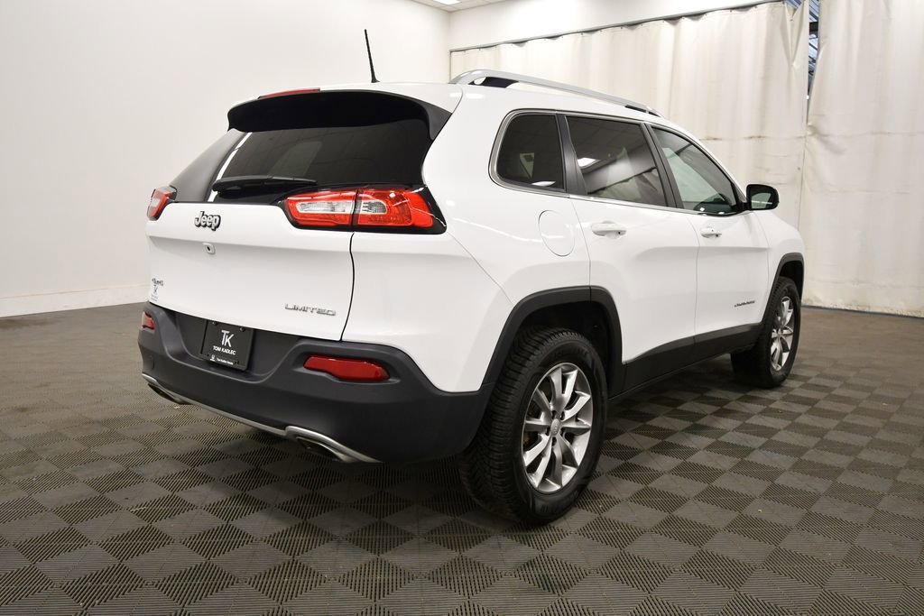 Used 2017 Jeep Cherokee Limited image 8