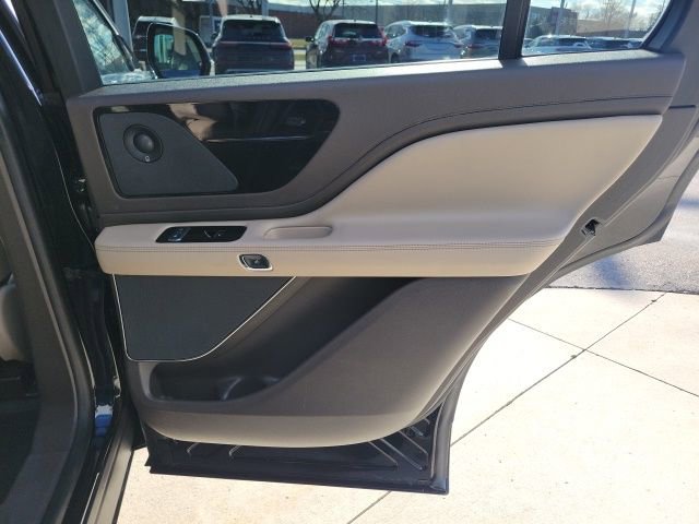 Certified 2024 Lincoln Aviator Reserve w/ Elements Package Plus image 26