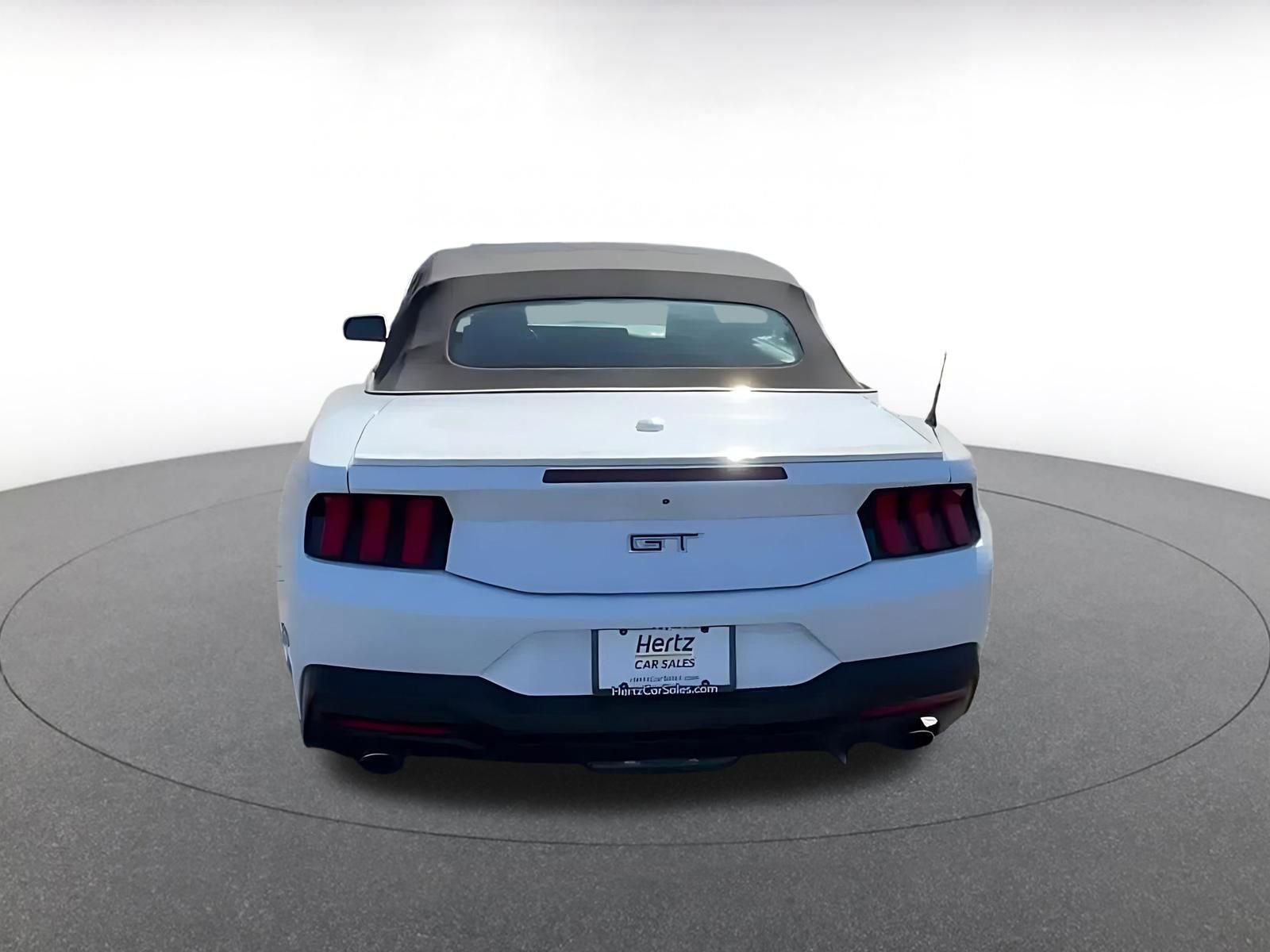 Used 2025 Ford Mustang GT Premium image 12