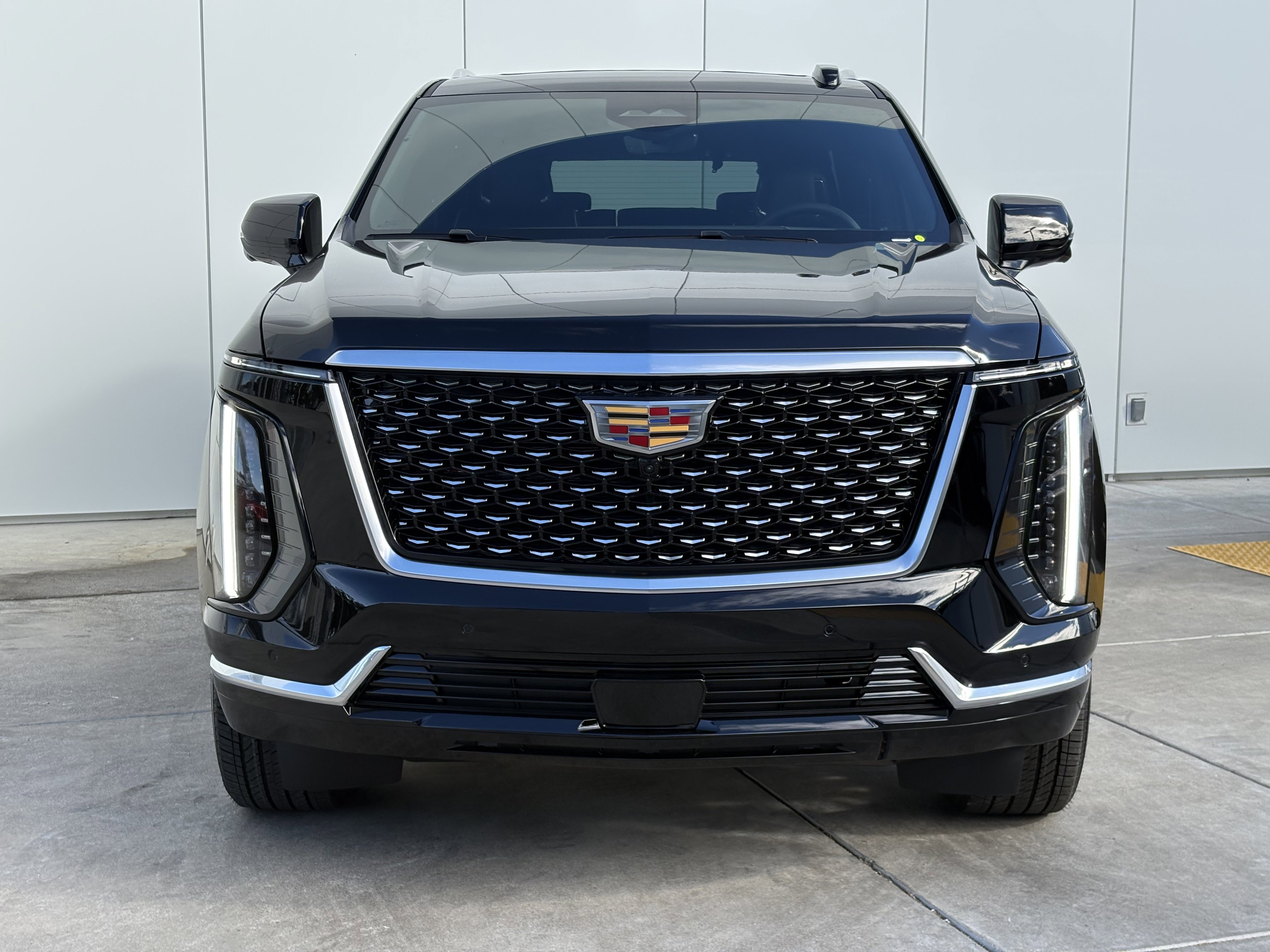 New 2026 Cadillac Escalade Luxury image 3