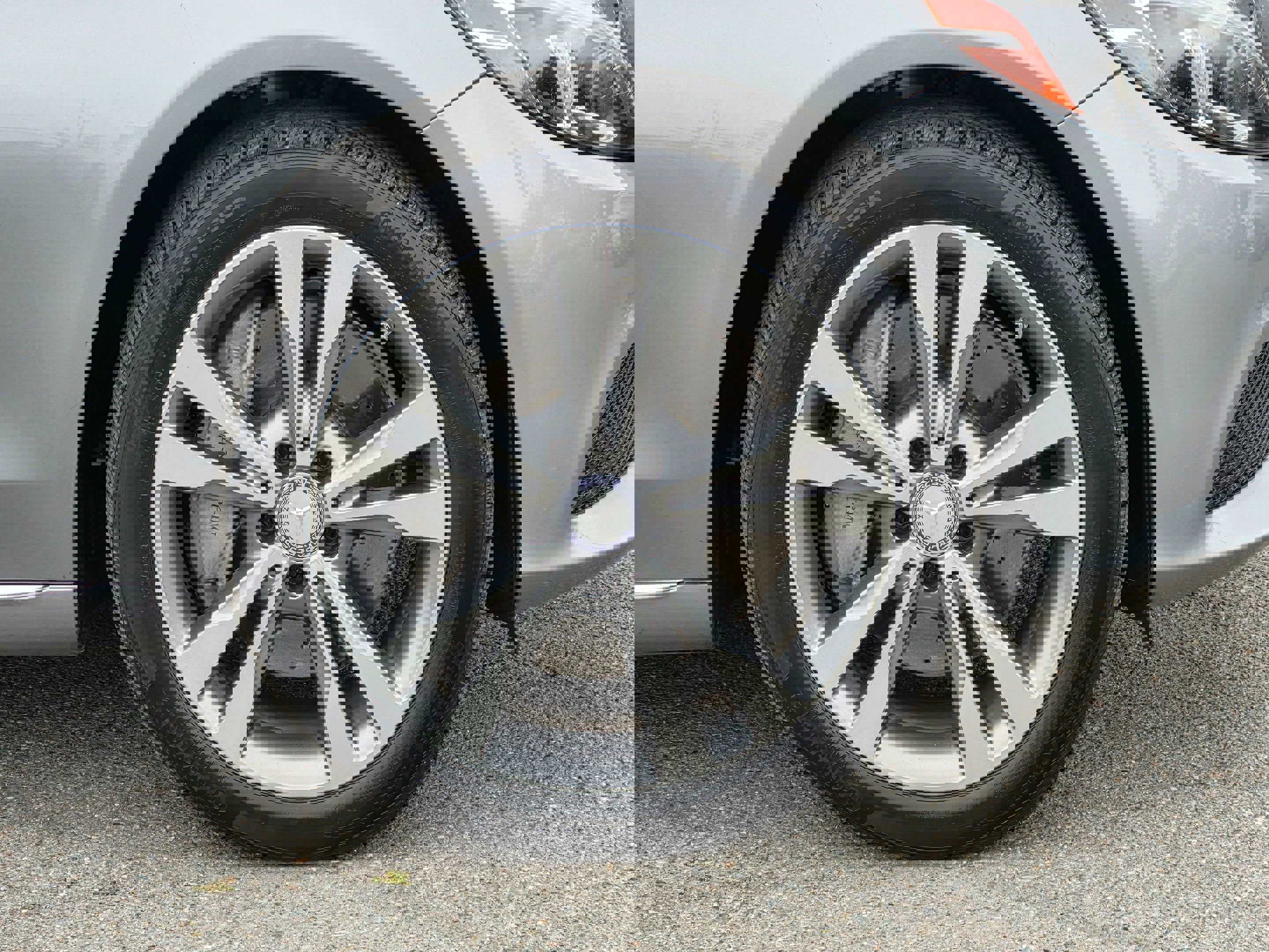 Used 2016 Mercedes-Benz C 350e Sedan w/ Multimedia Package image 8