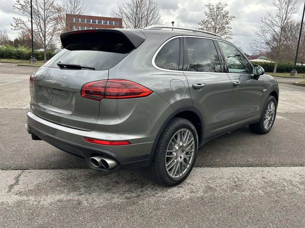 Used 2018 Porsche Cayenne S w/ Premium Package Plus image 7